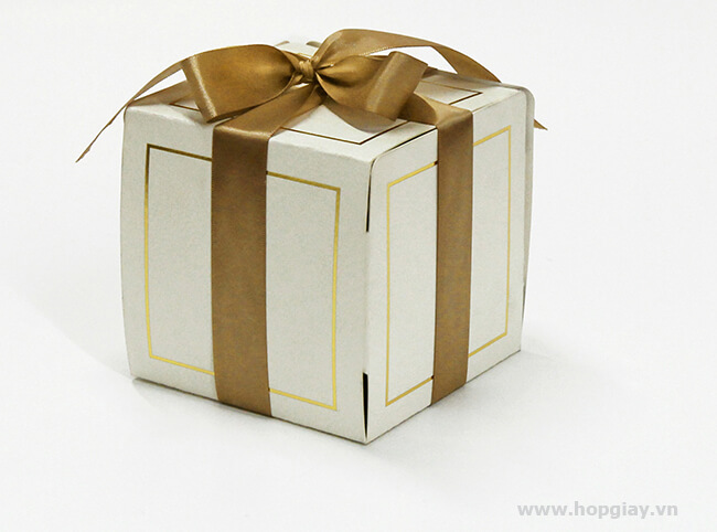 Hộp QTB007