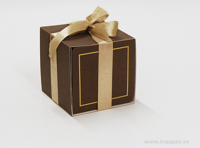 Hộp QTB005